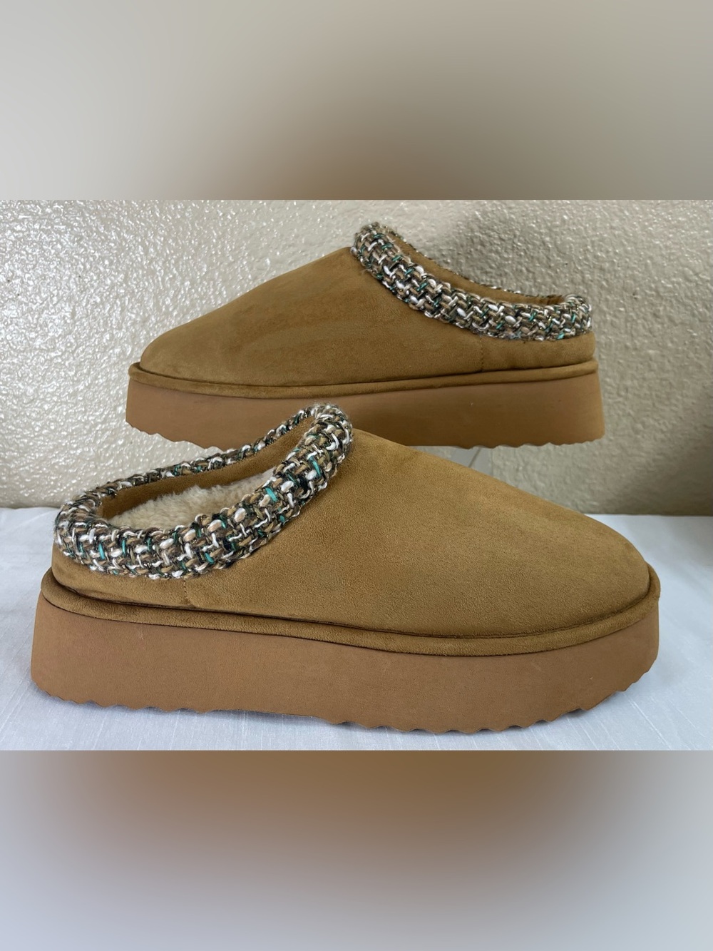 Steve Madden Selden Cozy Slip-On Women’s Slippers in Chestnut Brown Size 9M
